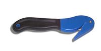 Heavy duty film slitting knife with non-slip handle